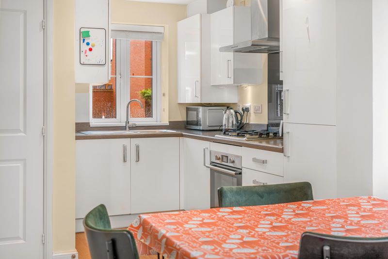 Swift Drive Bodicote